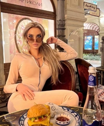 Кузявочка, 24 года, 3 размер груди